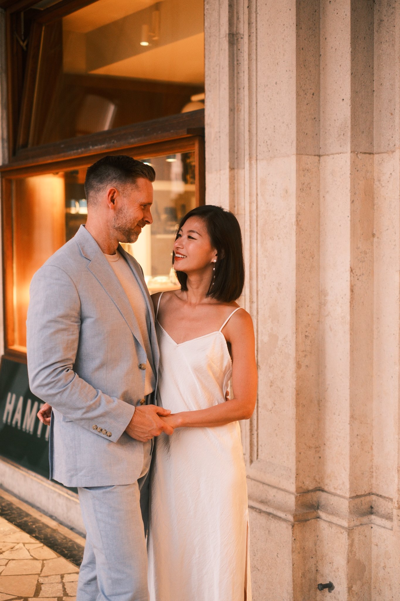 cinema-couple Vienna wedding photoshoot by the city hall captured by vienna photographer Mila