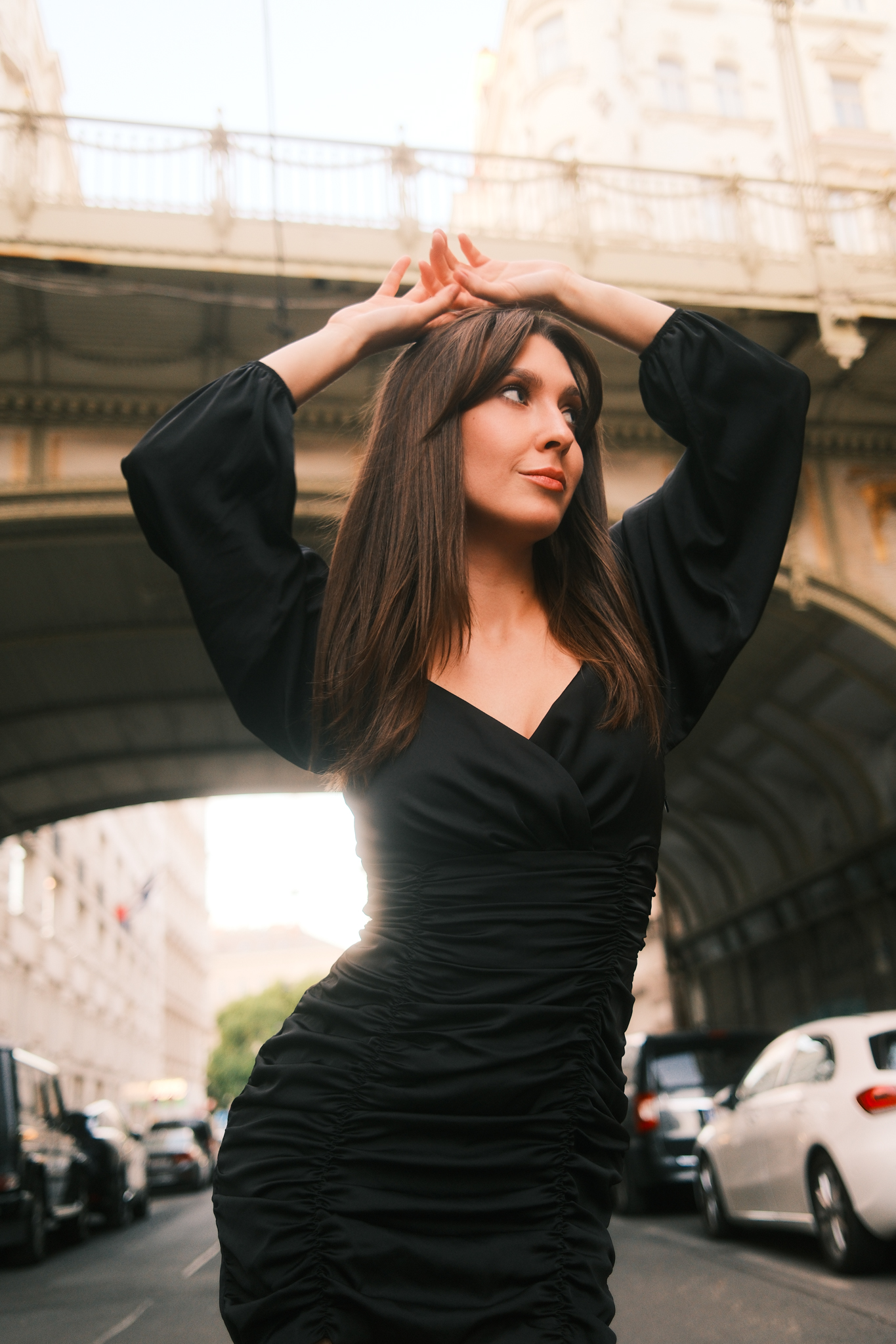 vienna-cinematic-fashion-photoshoot1 Solo traveler photoshooting in Vienna with a Vienna photographer
